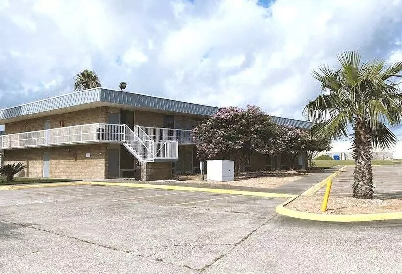 モーテル Sky Palace Inn & Suites By Jasper Beeville