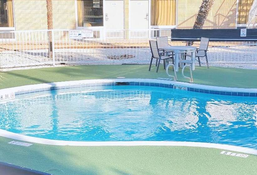 فندق على الطريق Sky Palace Inn & Suites By Jasper Beeville