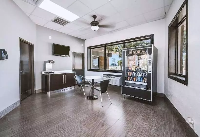 モーテル Sky Palace Inn & Suites By Jasper Beeville