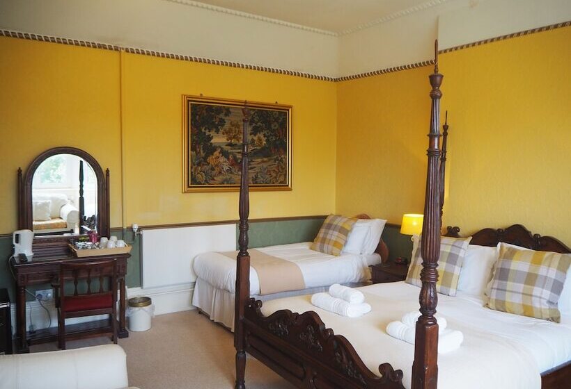 ペンション Meare Manor