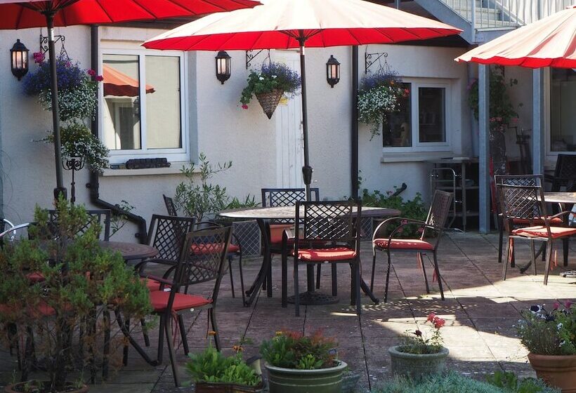 ペンション Meare Manor