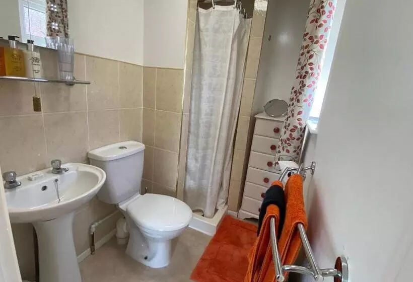 膳宿费 St. Georges House