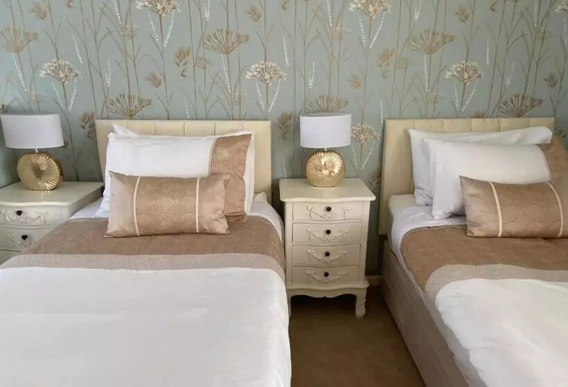 膳宿费 St. Georges House