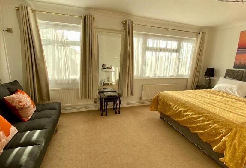 Pensione St. Georges House