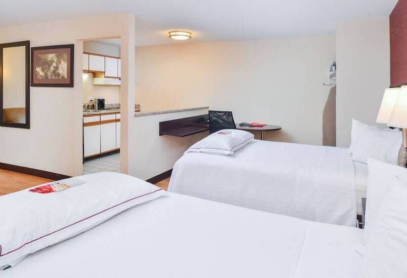 Red Roof Inn Plus+ & Suites Guilford