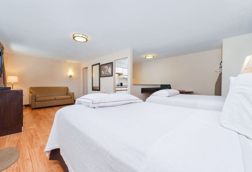 Red Roof Inn Plus+ & Suites Guilford