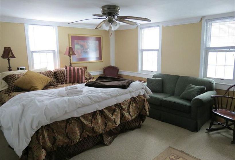 Shaker Farm Bed And Breakfast