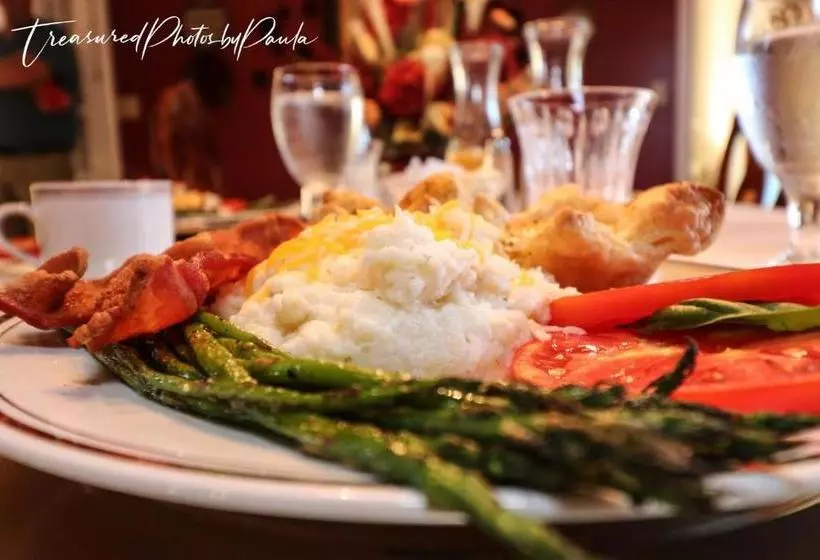 The Hill House Bed & Breakfast