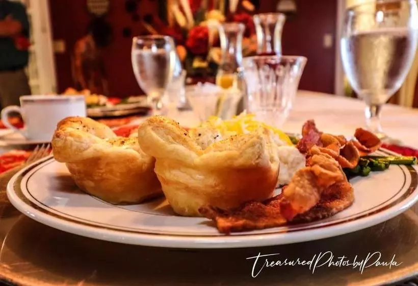 The Hill House Bed & Breakfast