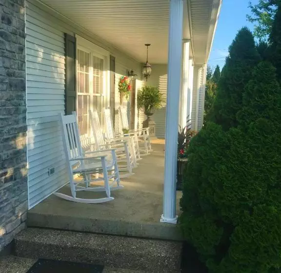 The Hill House Bed & Breakfast