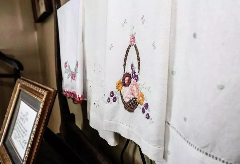 The Hill House Bed & Breakfast