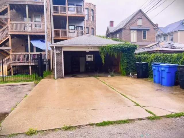 3bd/2ba In Historic Hyde Park Neighborhood W/ Parking Near University Of Chicago