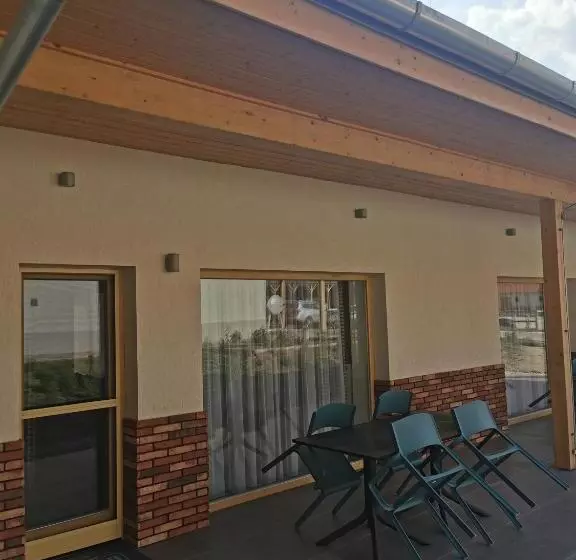 Aamiaismajoitus (B&B) Breier Farm   Tanya Panzió