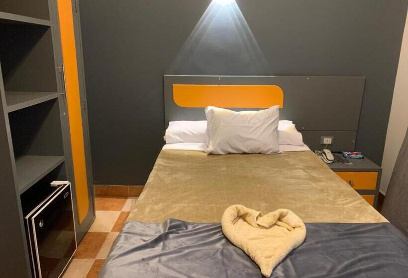 تختخواب و صبحانه Royal