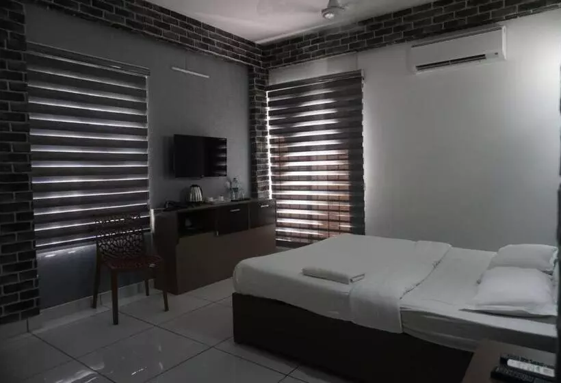 D Green Hotels