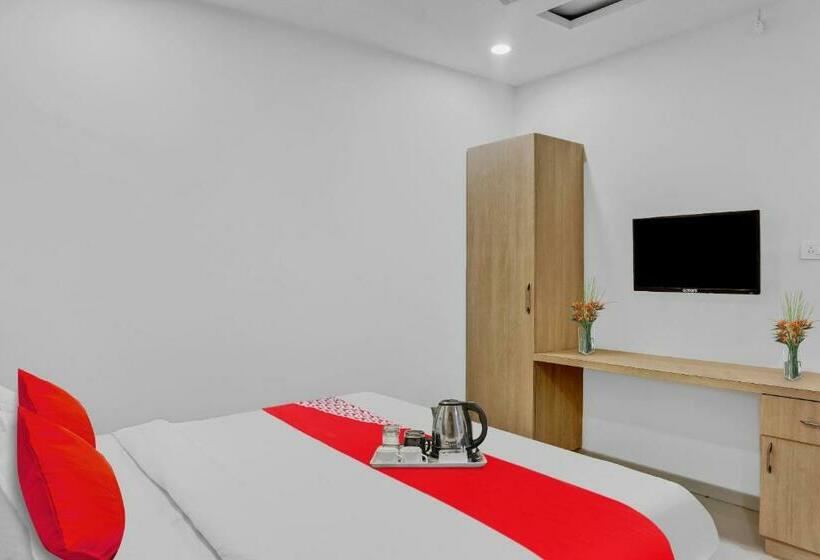 Flagship Hotel Bluemoon