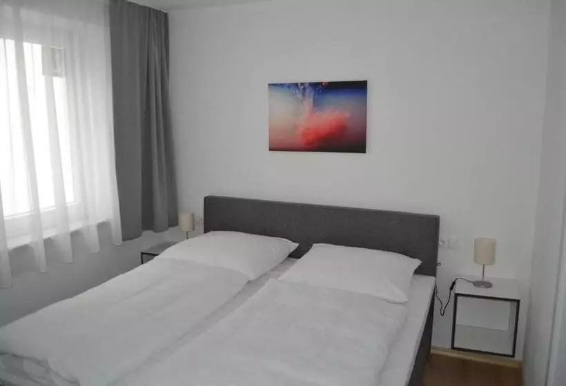 Hotelli Platia   Rooms