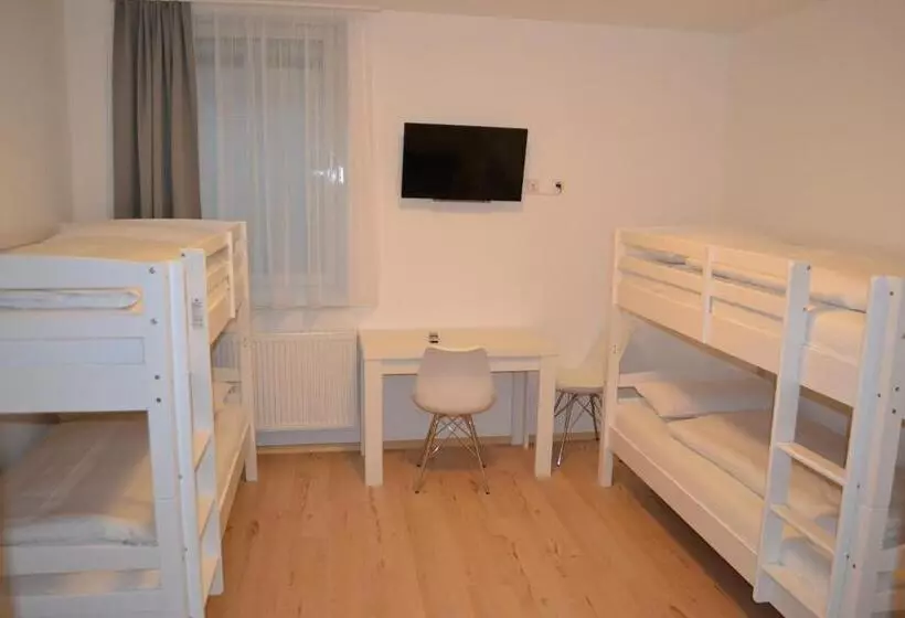 Hotelli Platia   Rooms