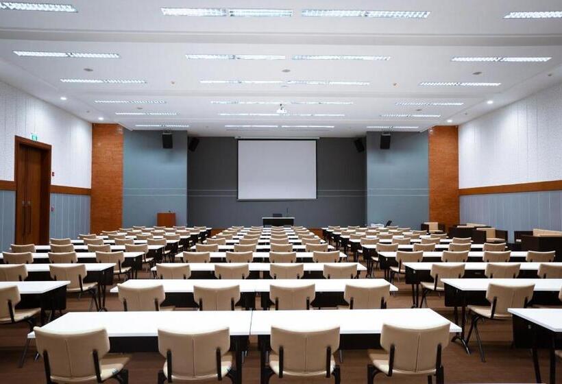 Sea Sand Sun Hua Hin By Jc Kevin Hotel & Resort