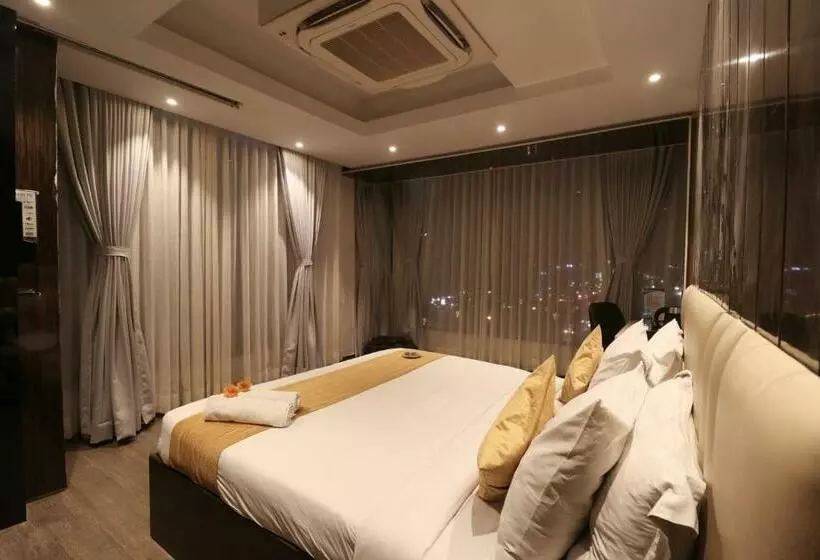 Hotelli Transitel A Boutique