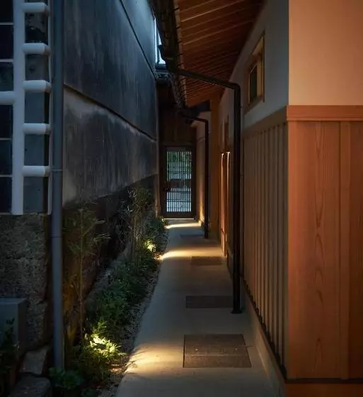 ペンション 滔々 倉敷民藝館南の宿 Toutou, Mingeikan Minami No Yado