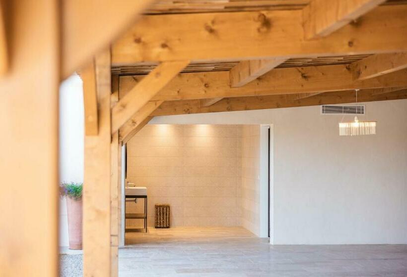 Пансион Le Clos Celine