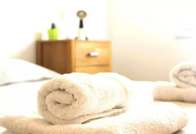 پانسیون Room In Bb Cosy Surf Chambre Dhote For 2 People, 15mn From The Beach