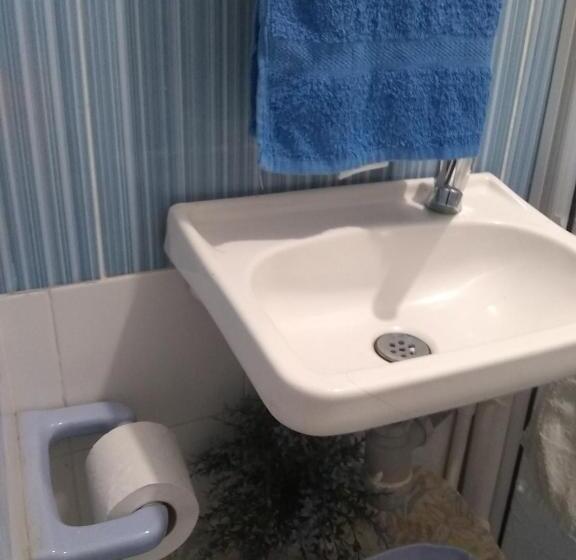 پانسیون Room In Guest Room Posada Green Sea Villa Helen Kilometer 4 Bypass