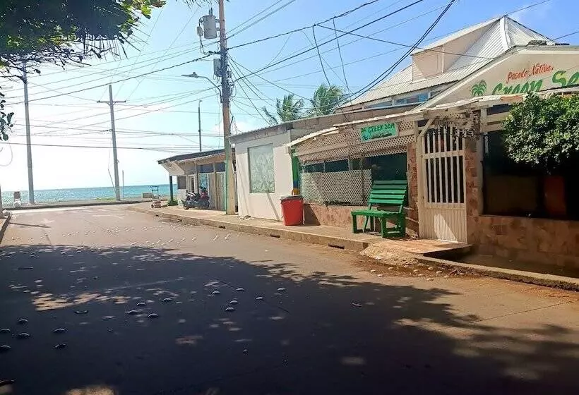 ペンション Room In House   Posada Nativa Green Sea San Luis