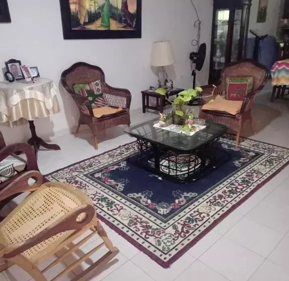 ペンション Room In House   Posada Nativa Green Sea San Luis