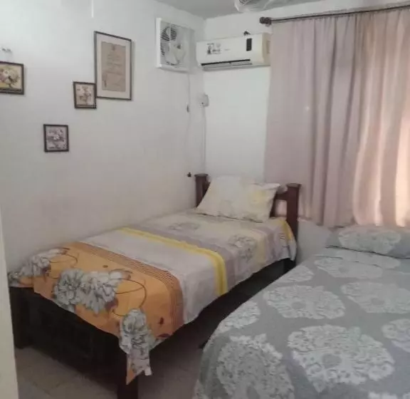 ペンション Room In House   Posada Nativa Green Sea San Luis