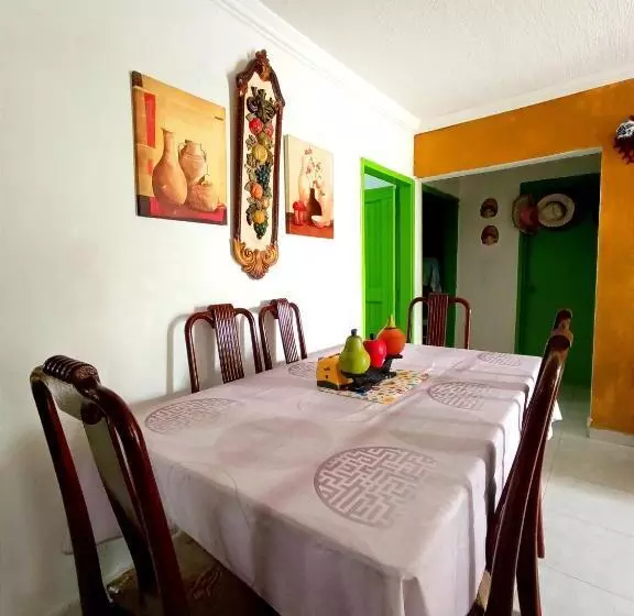 ペンション Room In House   Posada Nativa Green Sea San Luis