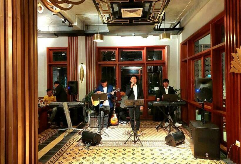 リゾートホテル Knn Luxury Hill