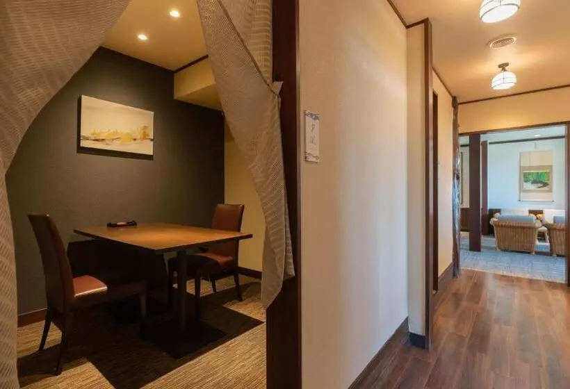 Ryokan Isoaruki No Yuyado Ushiogumo  6 Years Or Older