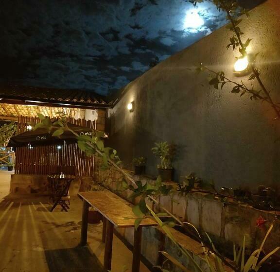 הוסטל Chalés E Suítes Campos De São João