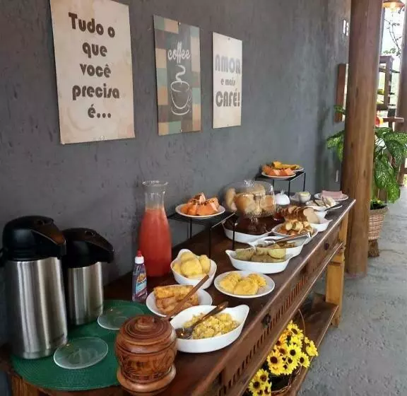 ユースホステル Chalés E Suítes Campos De São João