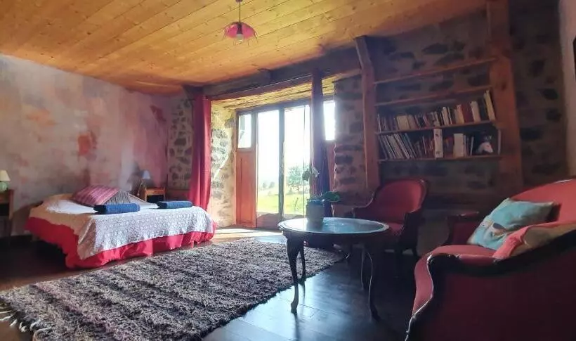 ベッドアンドブレックファースト La Chambre D Hôte Du Petit Mazilloux
