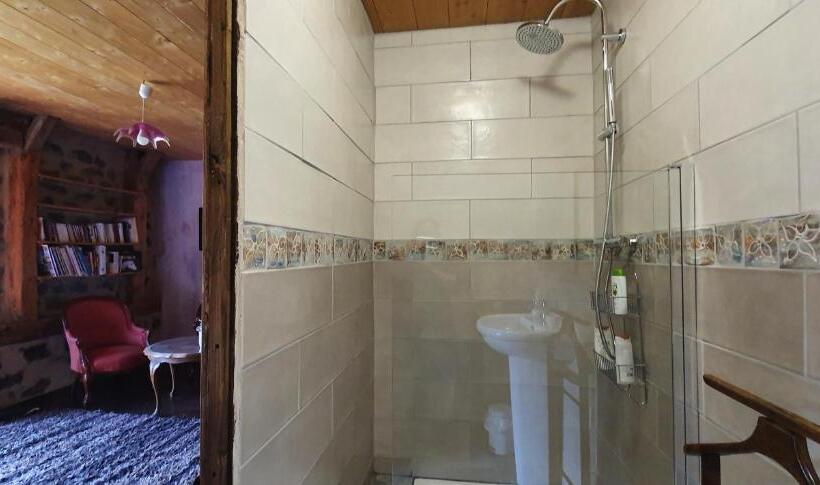 민박 La Chambre D Hôte Du Petit Mazilloux