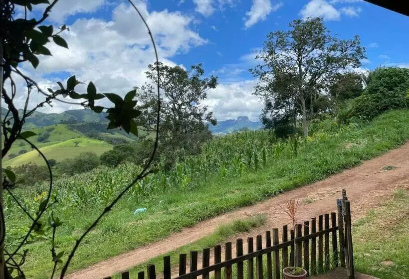 Aamiaismajoitus (B&B) Sítio Dos Ipês, São Bento Do Sapucaí