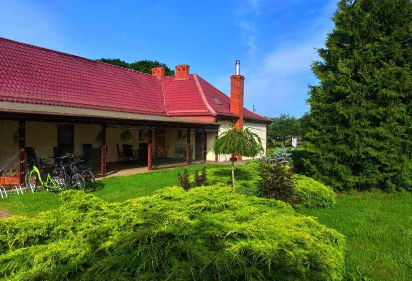 호텔 Agroturystyka Leśny Dworek