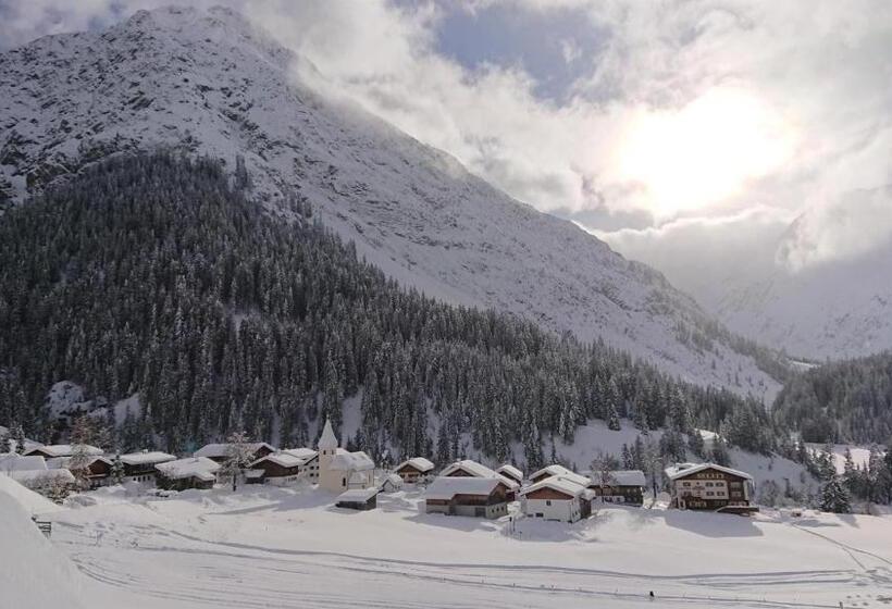 בית מלון כפרי Bergbauernhof Pabulariu