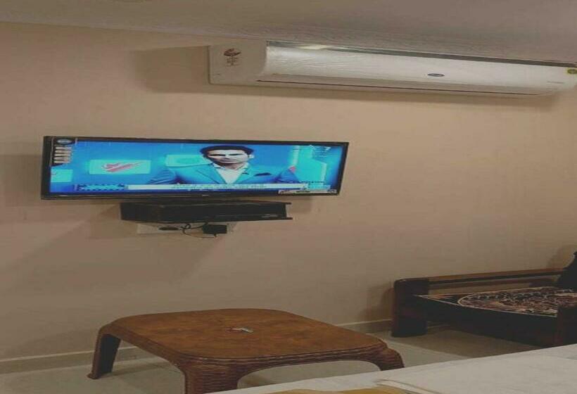 בית מלון כפרי Oyo 87282  Swagat Inn