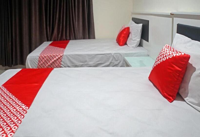 ホテル Oyo 91900 Wisma Amrach