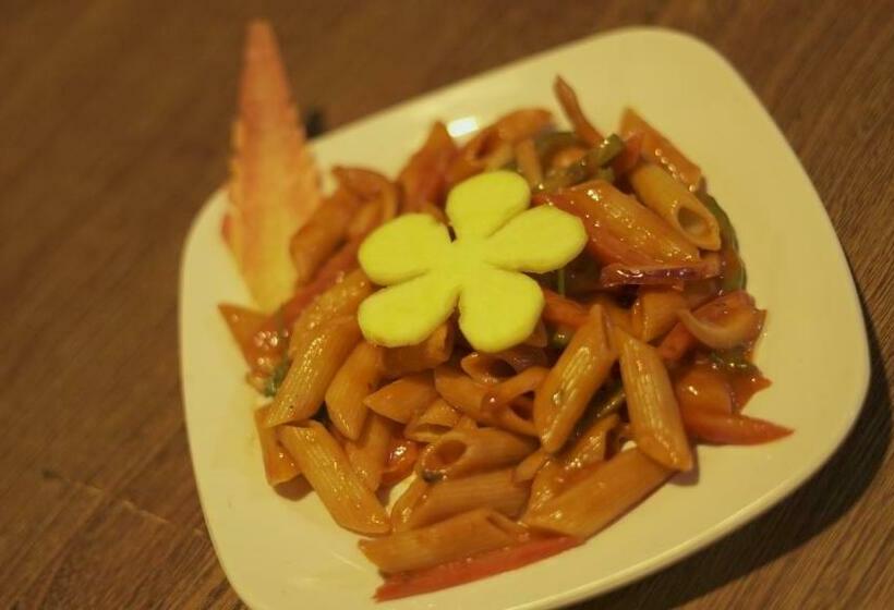 هتل Quality Lodges Bhurban