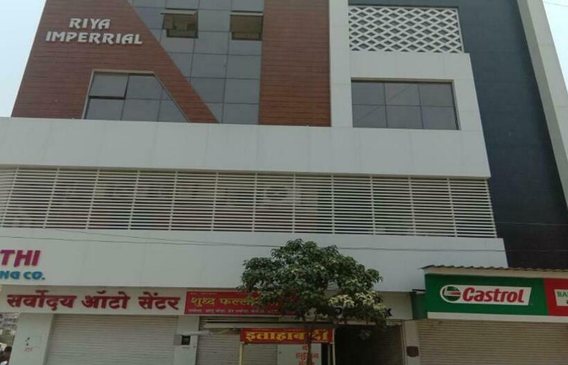 فندق Riya Imperial By Wb Inn