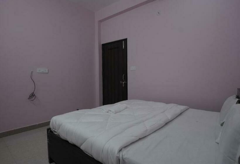 فندق Shri Anand Niketan By Wb Inn