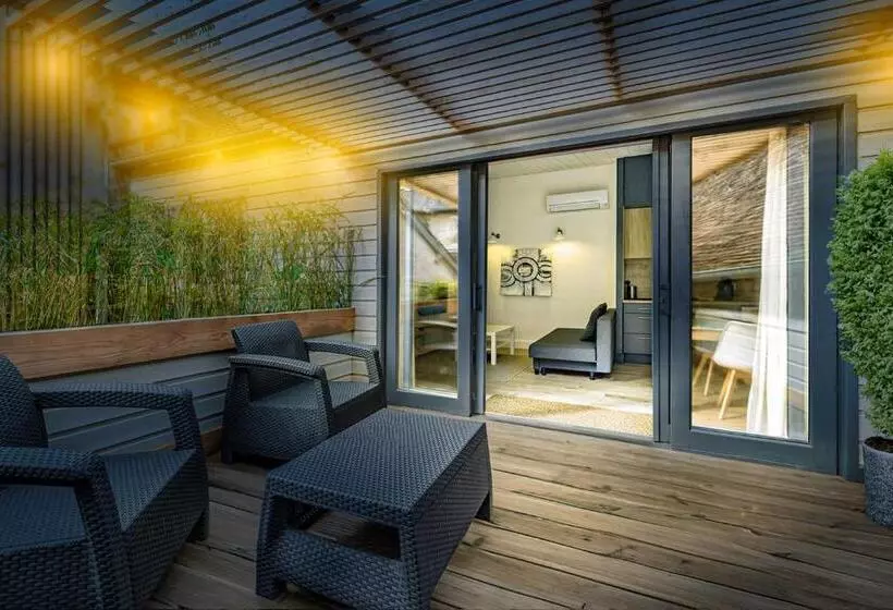 Maya Appartements & Suites