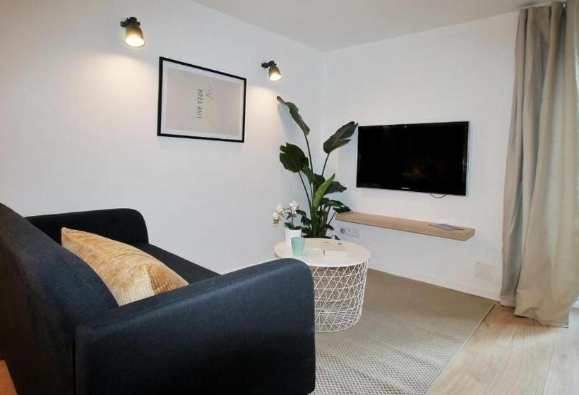 Maya Appartements & Suites