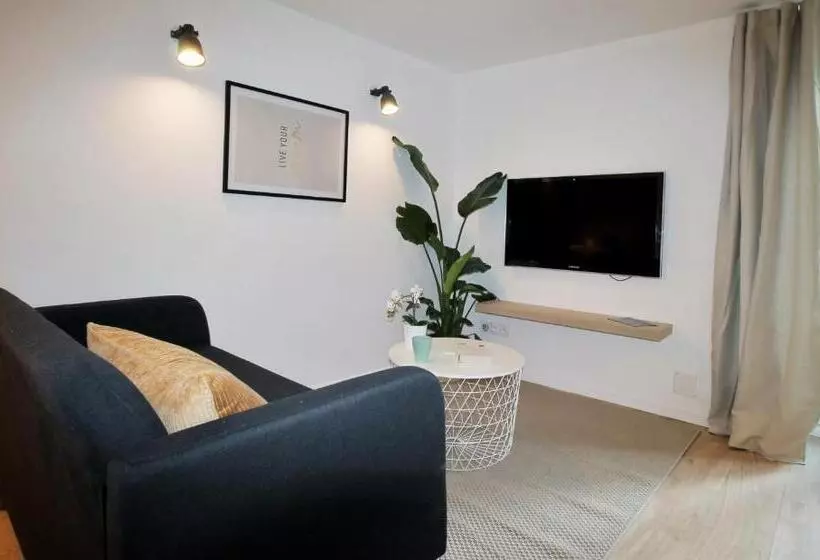 Maya Appartements & Suites