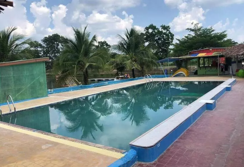 Mulberry Resort
